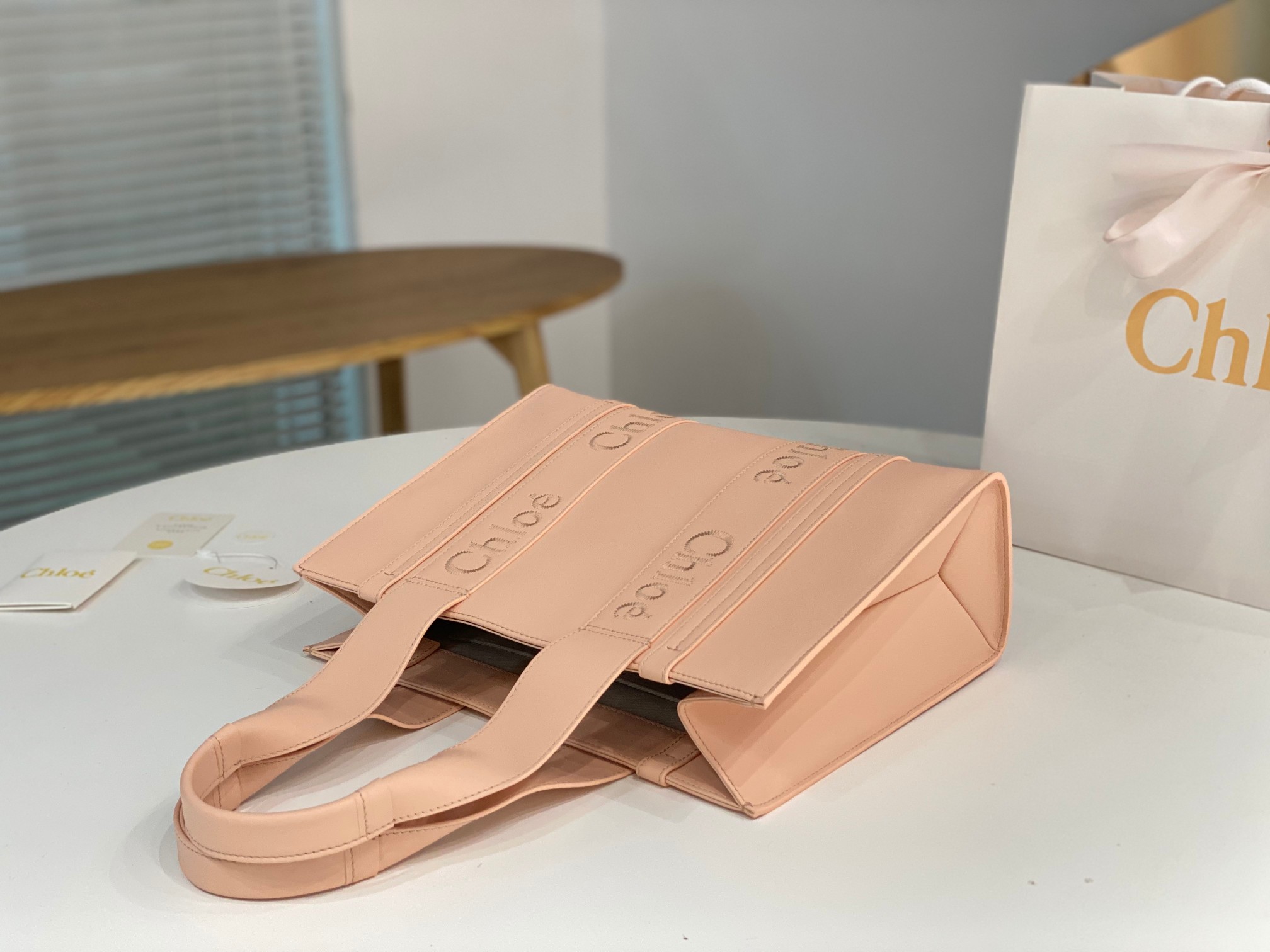 Chloe Medium Woody Tote Bag In Pink Soft Smooth Calfskin Leather